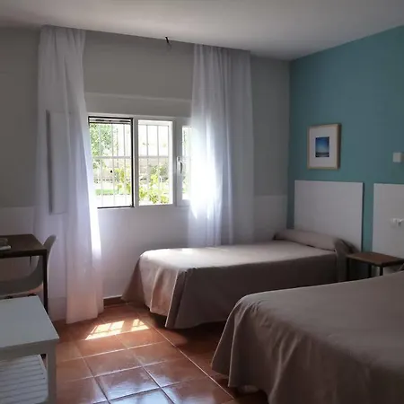 Las Cumbres Hotel *